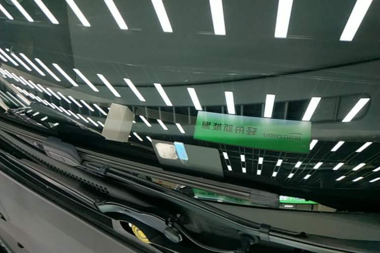 Used Hima Luxeed S7 2025 855 km Max Interior 1