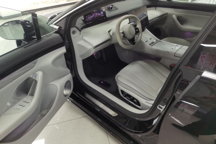 Used Hima Luxeed S7 2025 703km Ultra Sport Edition Interior 3