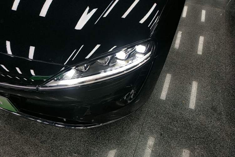 Used Hima Luxeed S7 2025 855 km Max Left Front Headlight