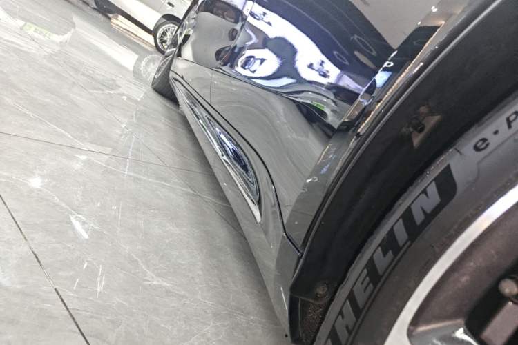 Used Hima Luxeed S7 2025 855 km Max Left Side Sill