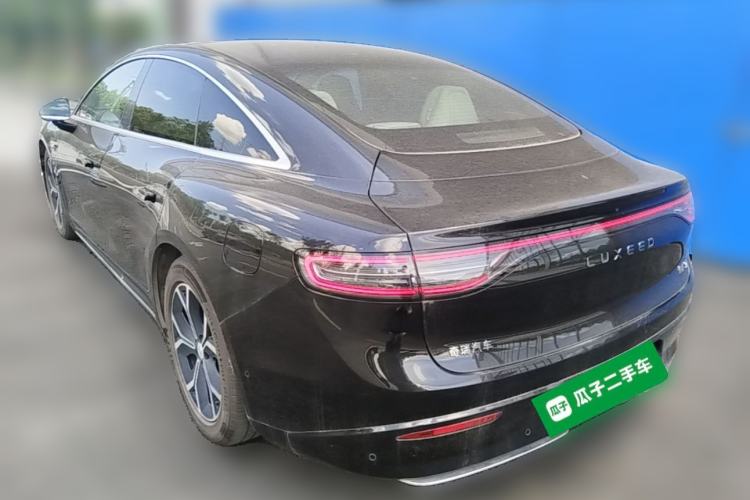 Used Hima Luxeed S7 2025 855 km Max Rear Left 45 Deg