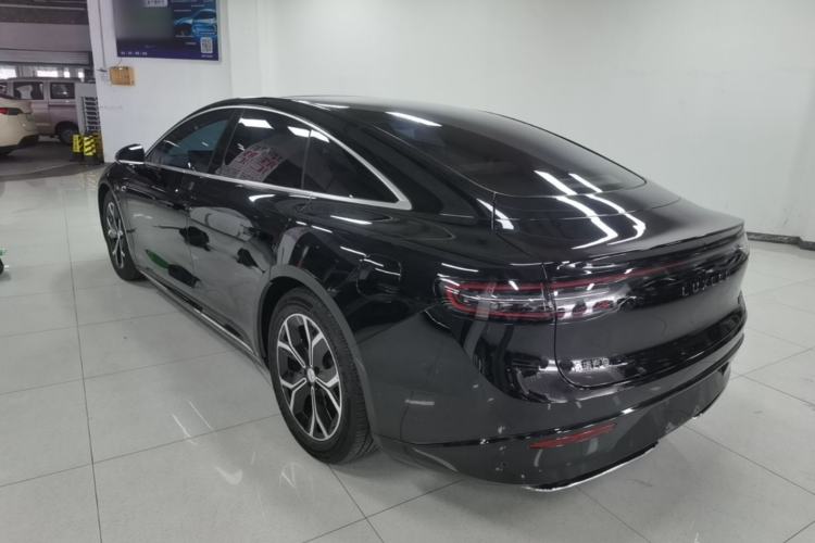 Used Hima Luxeed S7 2025 855 km Max Rear Left 45 Deg