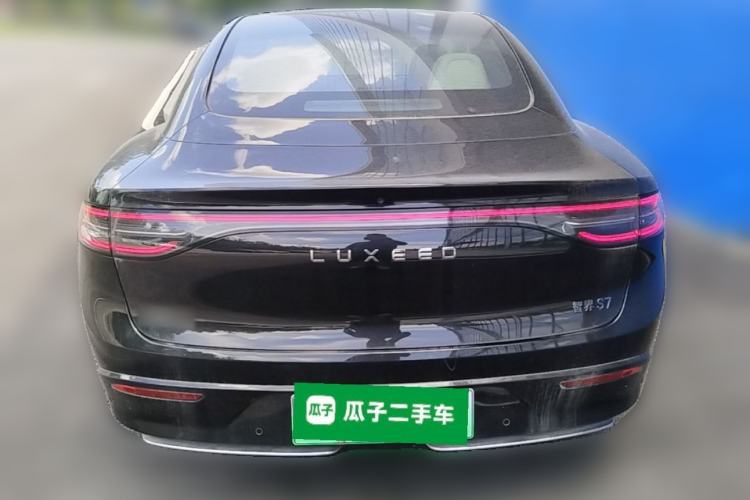 Used Hima Luxeed S7 2025 855 km Max Rear