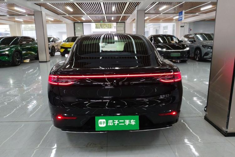 Used Hima Luxeed S7 2025 785 km Ultra Rear