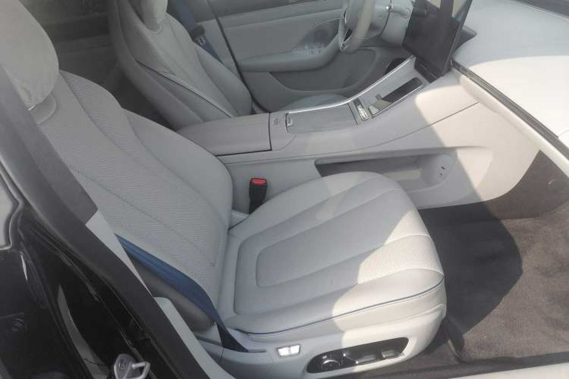 Used Hima Luxeed S7 2025 855 km Max Right Front Seat