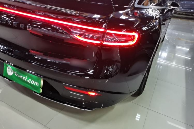Used Hima Luxeed S7 2025 855 km Max Right Rear Taillight
