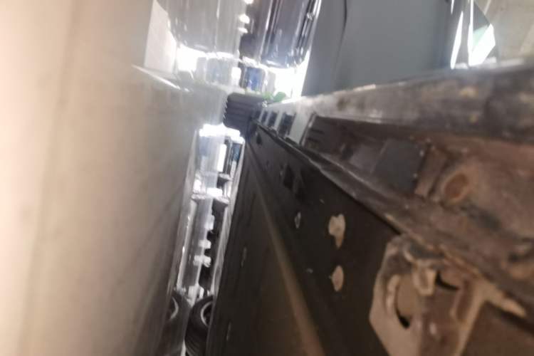 Used Hima Luxeed S7 2025 855 km Max Right Side Sill