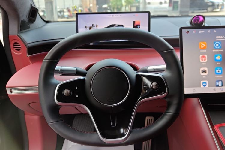 Used Hima Luxeed S7 2025 855 km Max Steering Wheel