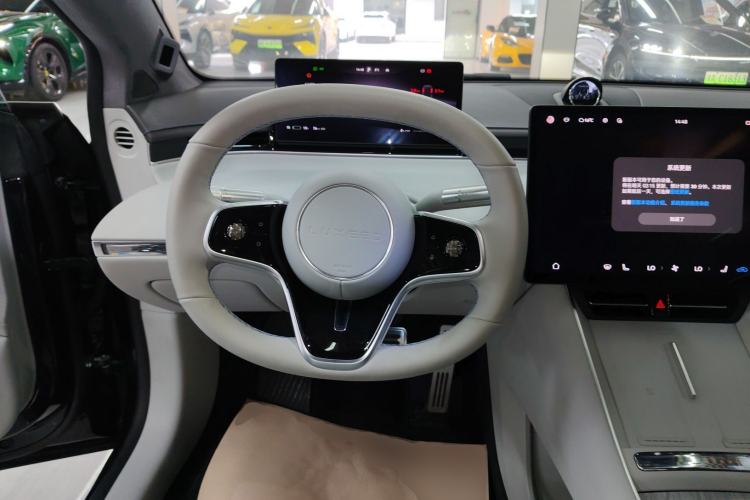 Used Hima Luxeed S7 2025 785 km Ultra Steering Wheel