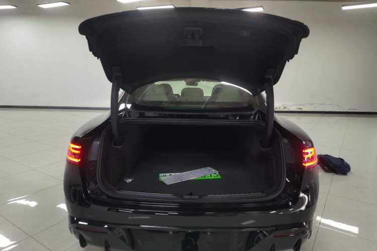 Used Hima Luxeed S7 2025 703km Ultra Sport Edition Trunk