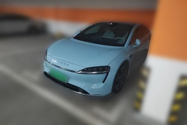 Used Hima Luxeed S7 2025 705 km Max