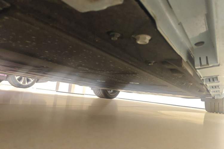 Used Hima Luxeed S7 2025 705 km Max Chassis Front Left