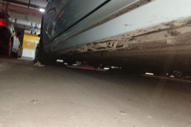 Used Hima Luxeed S7 2025 705 km Max Chassis Front Right