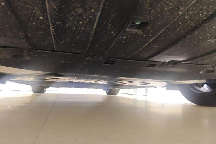 Used Hima Luxeed S7 2025 705 km Max Chassis Rear