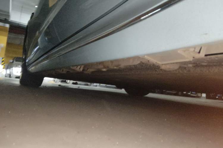 Used Hima Luxeed S7 2025 705 km Max Chassis Rear Left