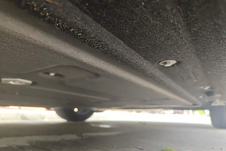 Used Hima Luxeed S7 2025 705 km Pro Chassis Rear Right