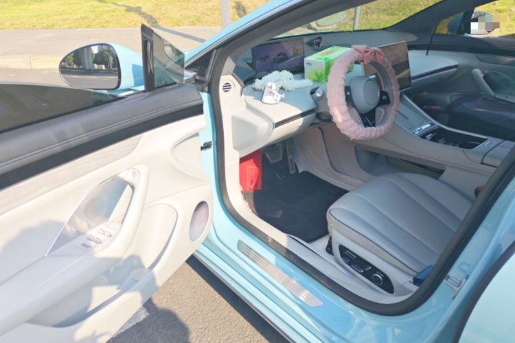 Used Hima Luxeed S7 2025 705 km Max Driver Seat