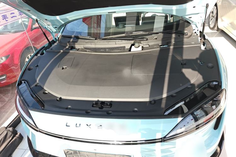 Used Hima Luxeed S7 2025 785 km Ultra Engine Bay