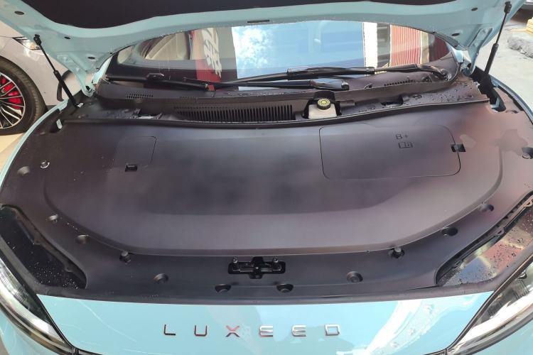 Used Hima Luxeed S7 2025 785 km Ultra Engine Bay