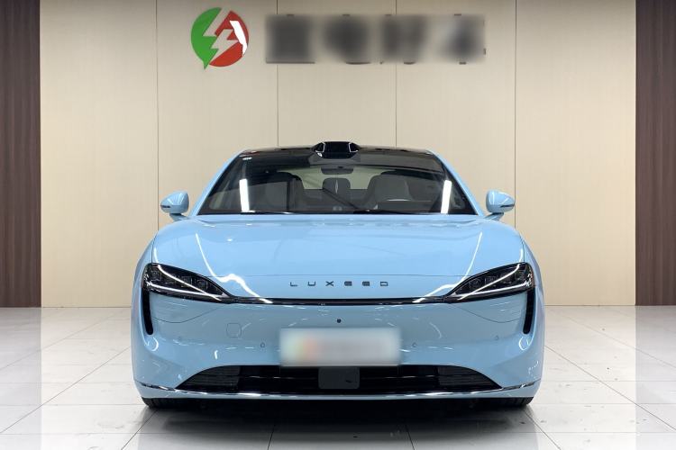 Used Hima Luxeed S7 2025 785 km Ultra Exterior 1