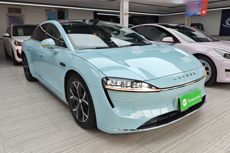Used Hima Luxeed S7 2025 855 km Max Exterior 1