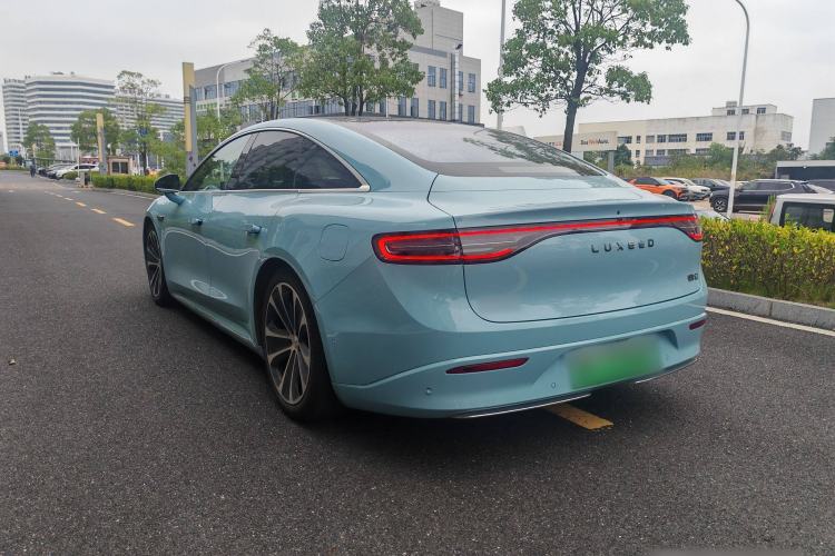 Used Hima Luxeed S7 2025 785 km Ultra Exterior 3