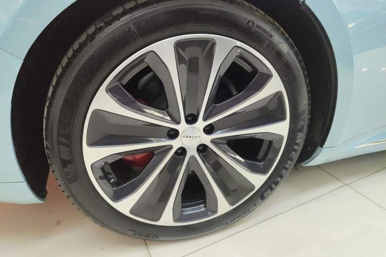 Used Hima Luxeed S7 2025 785 km Ultra Exterior 8