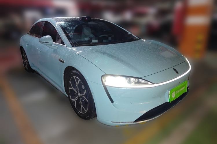 Used Hima Luxeed S7 2025 855 km Max Front Right 45 Deg