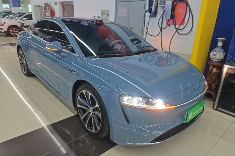 Used Hima Luxeed S7 2025 855 km Max Front Right 45 Deg