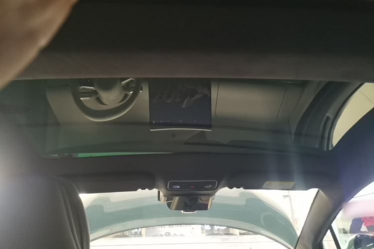 Used Hima Luxeed S7 2025 785 km Ultra Headliner