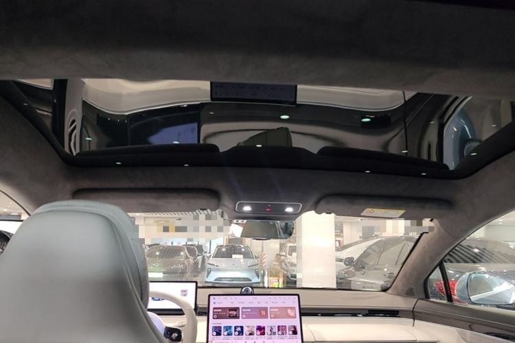 Used Hima Luxeed S7 2025 855 km Max Headliner
