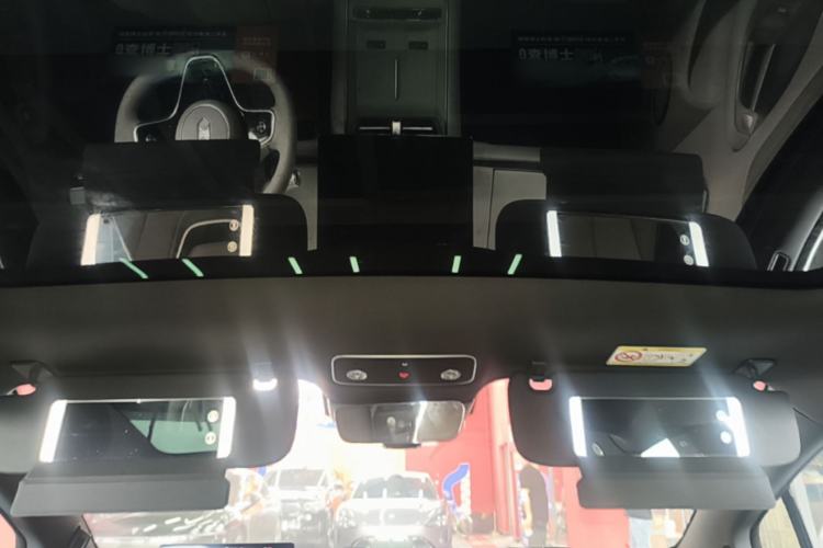 Used Hima Luxeed S7 2025 855 km Max Headliner