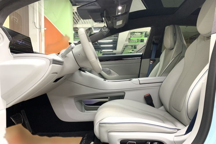 Used Hima Luxeed S7 2025 785 km Ultra Interior 2