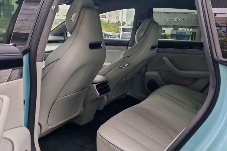 Used Hima Luxeed S7 2025 785 km Ultra Interior 4