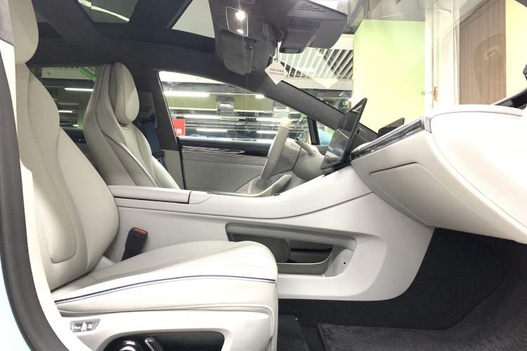 Used Hima Luxeed S7 2025 785 km Ultra Interior 4