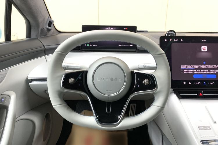 Used Hima Luxeed S7 2025 785 km Ultra Interior 7