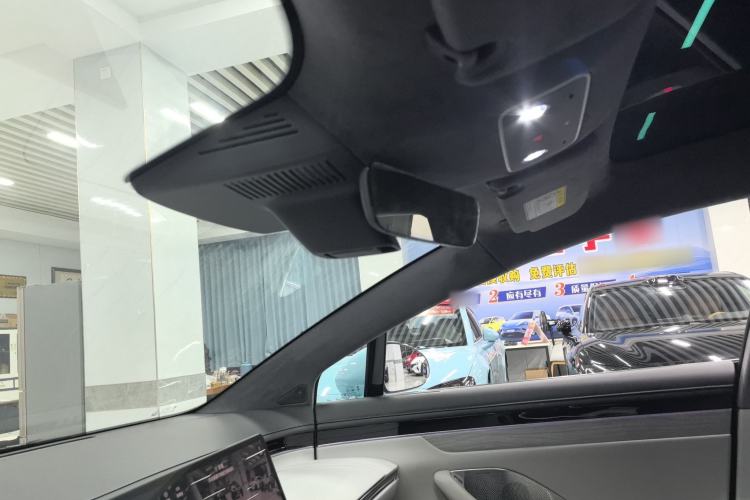 Used Hima Luxeed S7 2025 705 km Max Interior 8