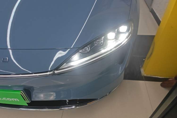 Used Hima Luxeed S7 2025 855 km Max Left Front Headlight