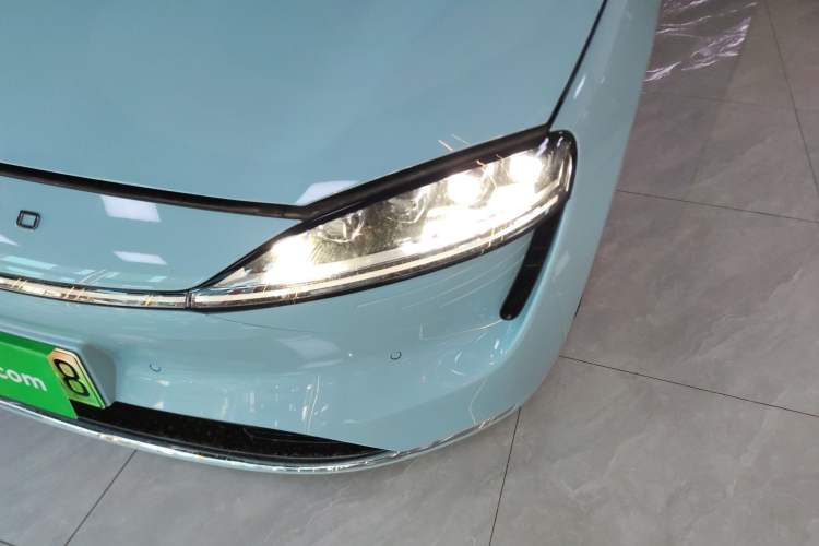 Used Hima Luxeed S7 2025 785 km Ultra Left Front Headlight