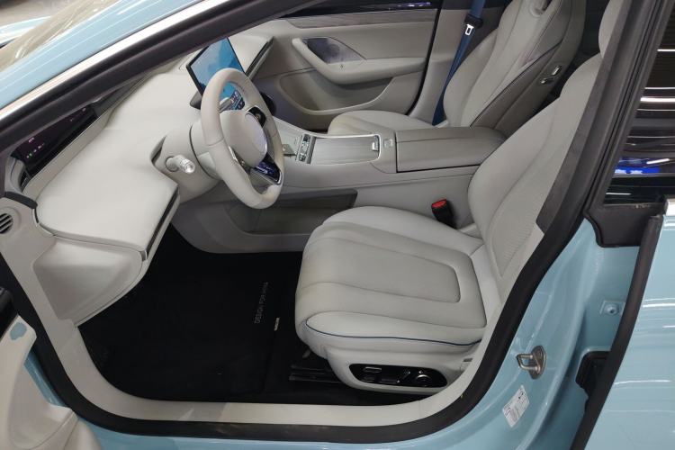 Used Hima Luxeed S7 2025 785 km Ultra Left Front Seat