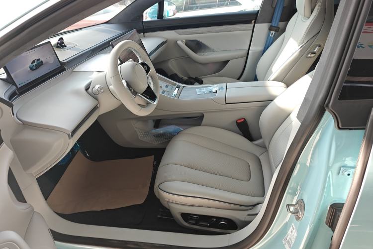 Used Hima Luxeed S7 2025 785 km Ultra Left Front Seat