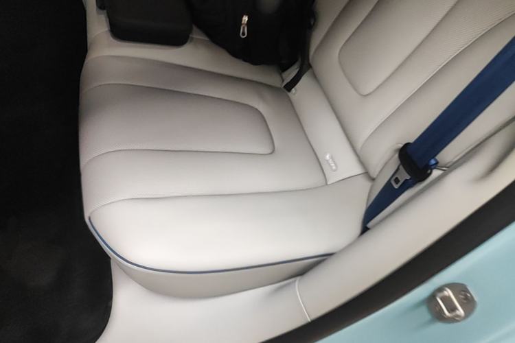 Used Hima Luxeed S7 2025 785 km Ultra Left Rear Seat