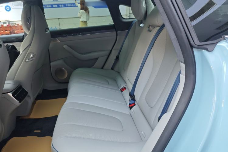 Used Hima Luxeed S7 2025 855 km Max Left Rear Seat
