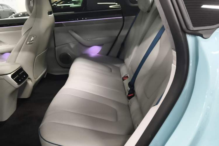 Used Hima Luxeed S7 2025 785 km Ultra Left Rear Seat