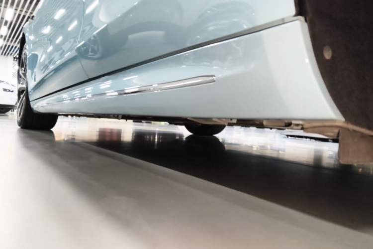 Used Hima Luxeed S7 2025 785 km Ultra Left Side Sill