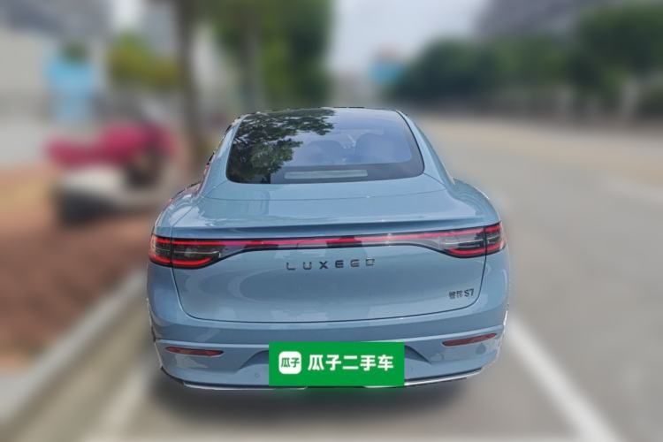 Used Hima Luxeed S7 2025 705 km Pro Rear