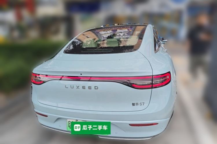 Used Hima Luxeed S7 2025 705 km Max Rear