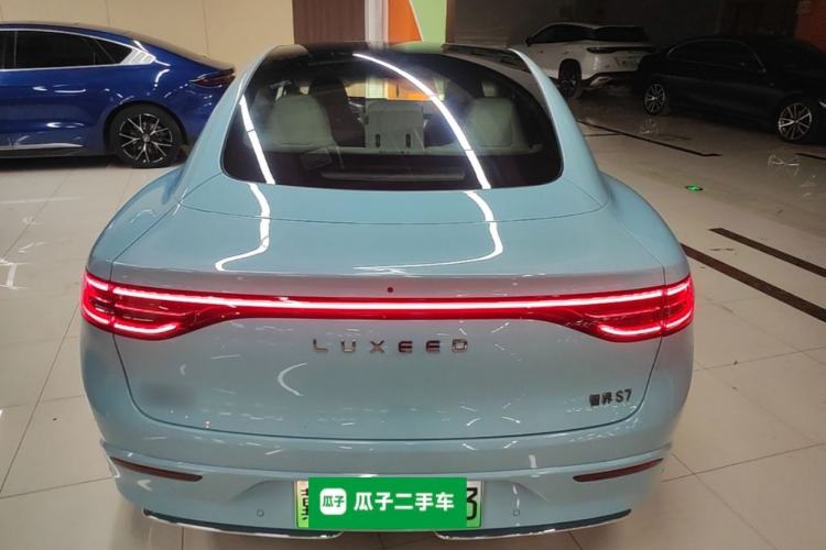 Used Hima Luxeed S7 2025 785 km Ultra Rear