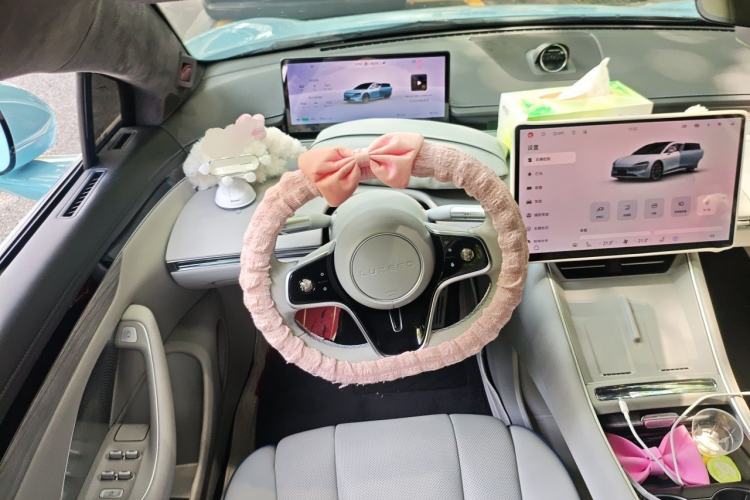 Used Hima Luxeed S7 2025 705 km Max Steering Wheel