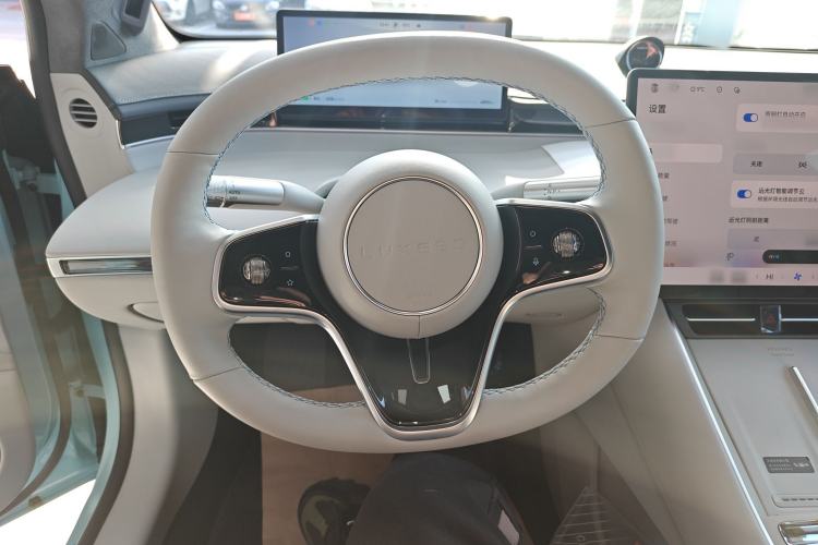 Used Hima Luxeed S7 2025 785 km Ultra Steering Wheel